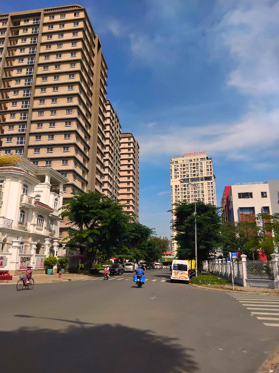 Hình ảnh Cosmo City (6)