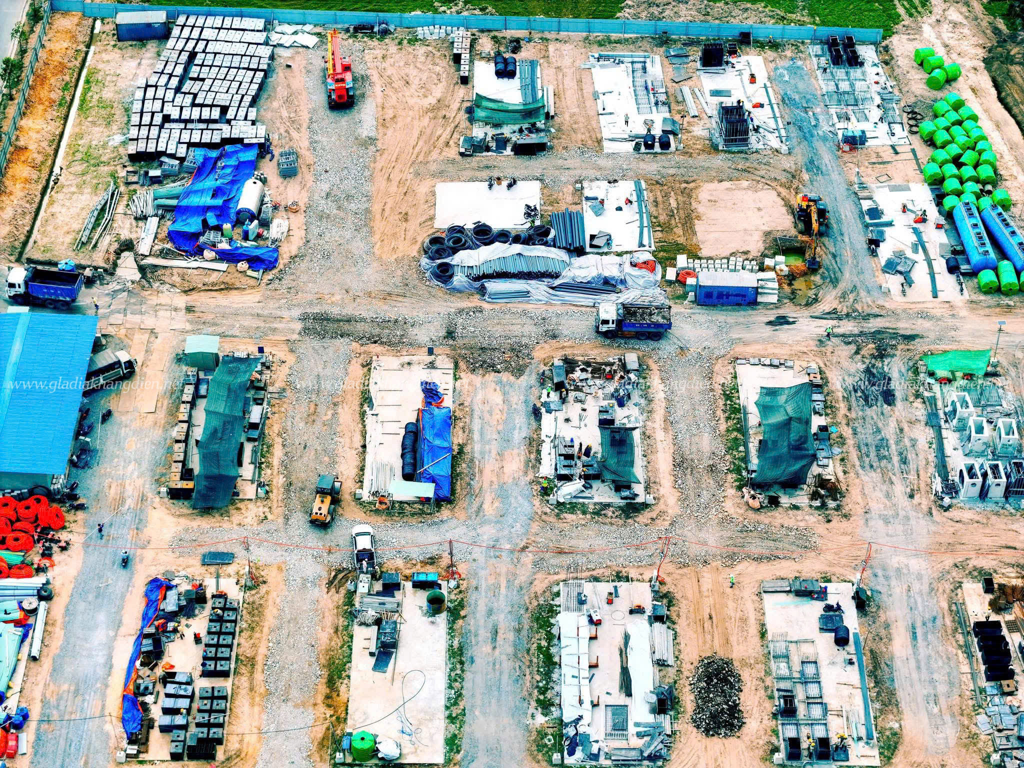 Tiến độ Vinhomes Green City (15)